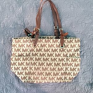 Michael Kors handbag and wallet